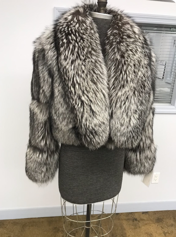 Size 10 (fits between M and L) Silver Fox Bolero